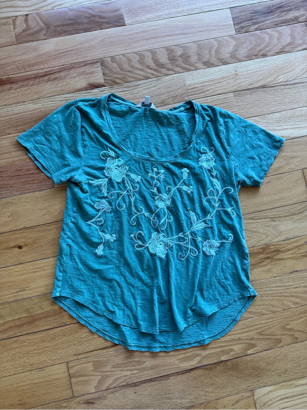 Lucky Brand Teal Short Sleeve Scoop Neck Top with Cream Floral Embroidery